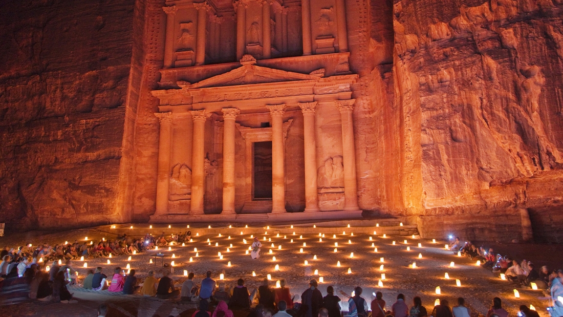 GI_528701762_AlKhazneh_Treasury_Petra